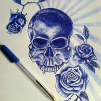 Calavera y rosas