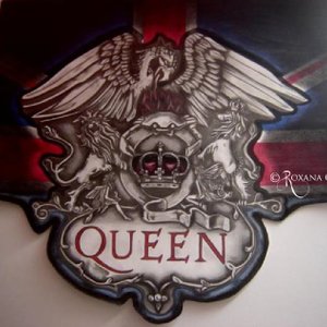 Queen-Logo collage