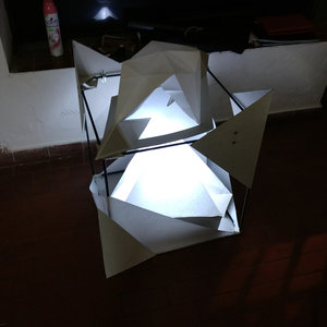 cubo decorativo inspirado en ISSEY MIYAKE